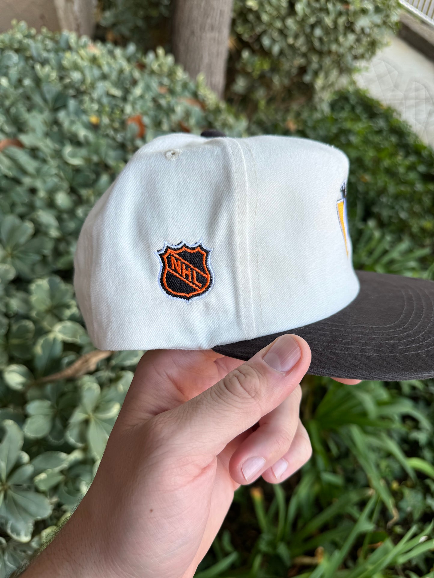 Robo Penguin Snap Back