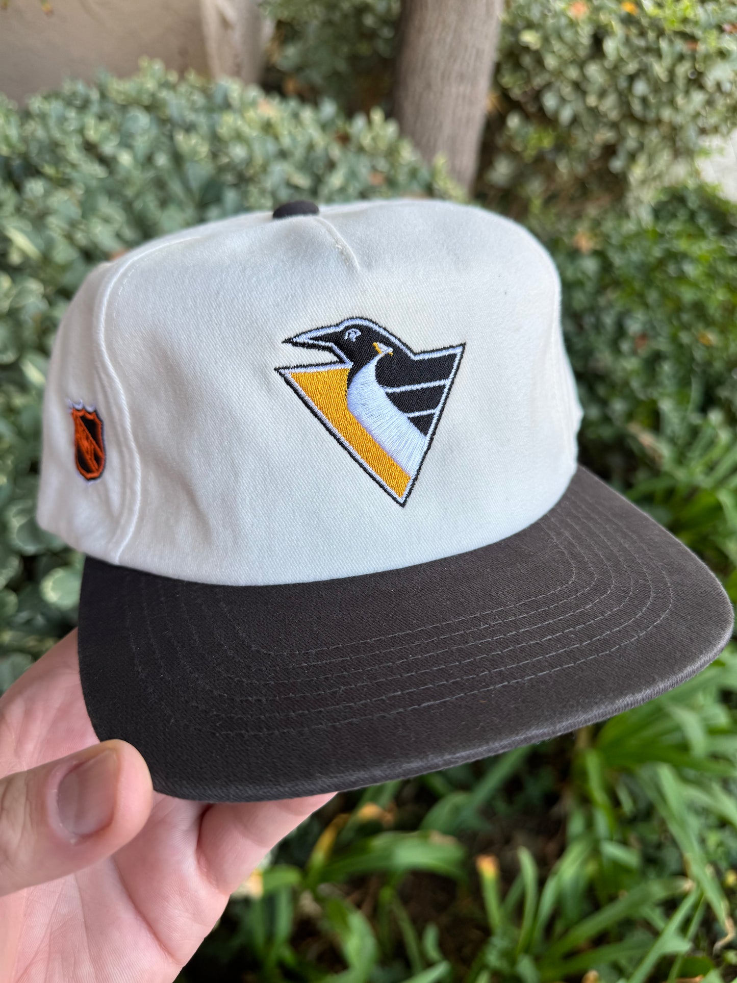 Robo Penguin Snap Back